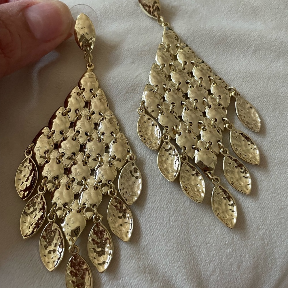 Rare! Vintage Kendra Scott Chandelier Earring